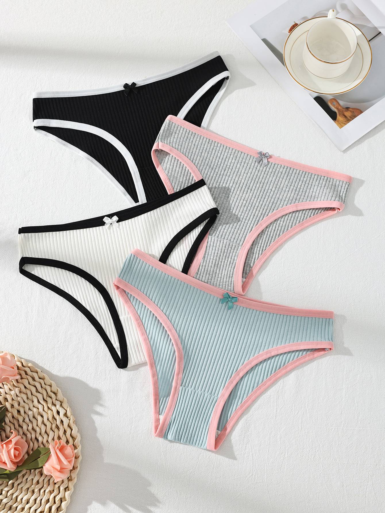 Briefs - Style K8320